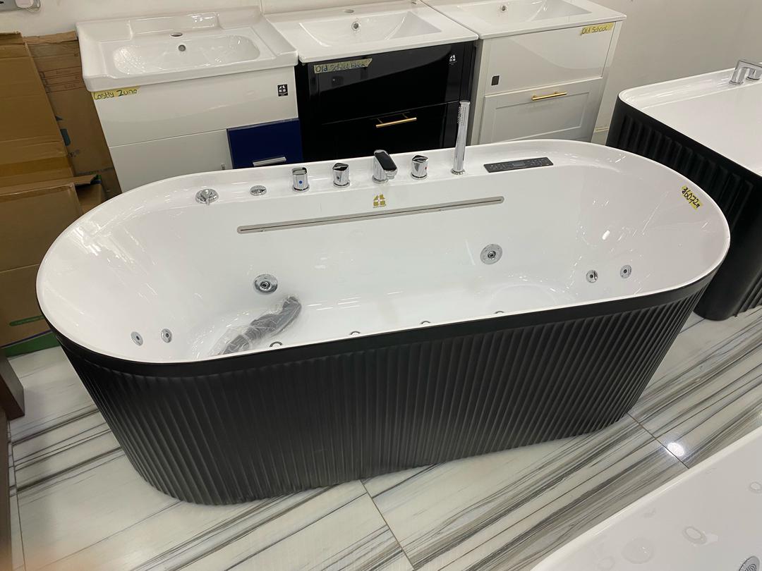 Black and White Oval JACUZZI bathtub